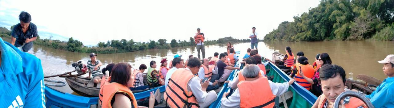 Cát Tiên Riverside Esterno foto