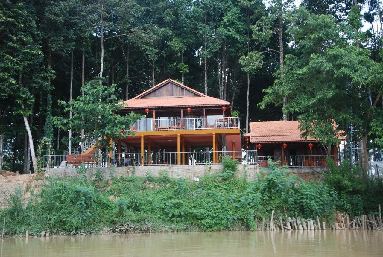 Cát Tiên Riverside Esterno foto
